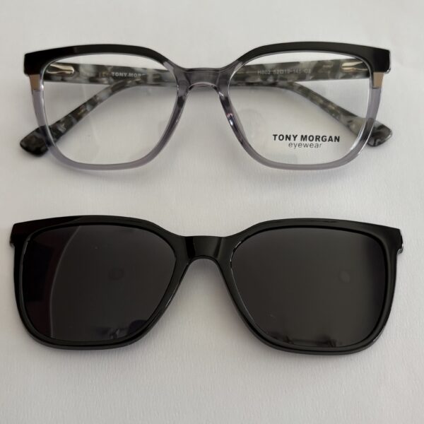 Tony Morgan H802 C1 sivo/crne klip-on naočare od plastike. Elegantne ženske dioptrijske naočare za svaki dan. Orbis Optika – Novi Pazar i Beograd, Voždovac.